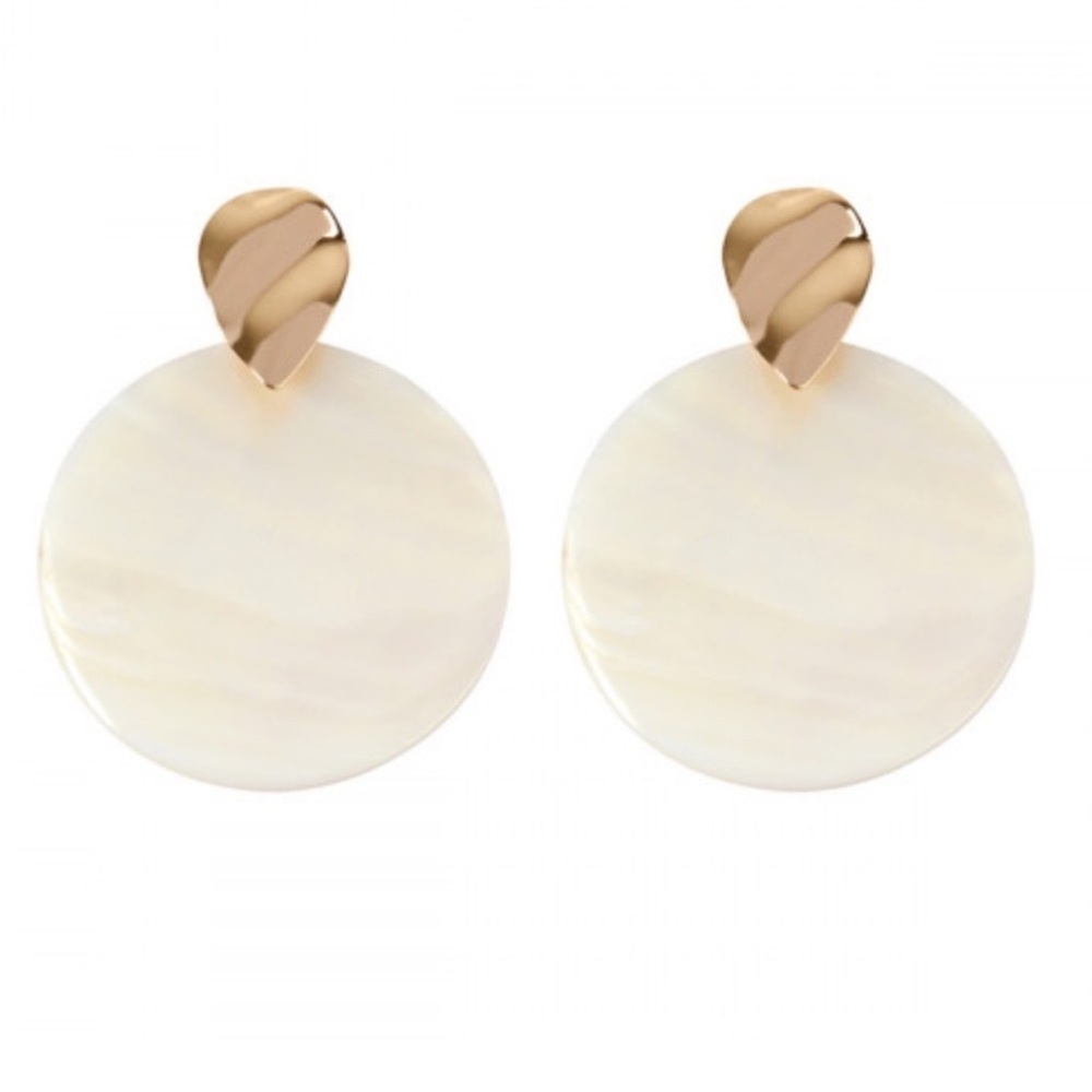 2/$15 - Seashell Statement Drop Earrings Cream Gold Coastal Boho Chic